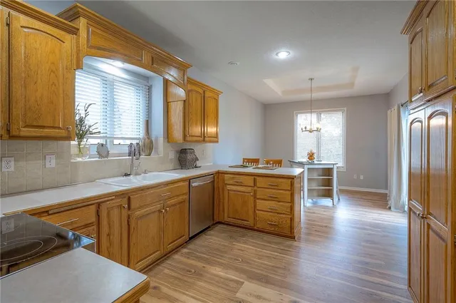 $470,000 | 1025 Southwest Pacific Drive, Lee's Summit, MO 64081