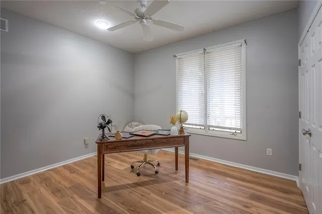 $470,000 | 1025 Southwest Pacific Drive, Lee's Summit, MO 64081