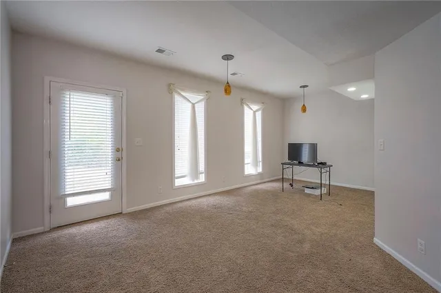 $470,000 | 1025 Southwest Pacific Drive, Lee's Summit, MO 64081