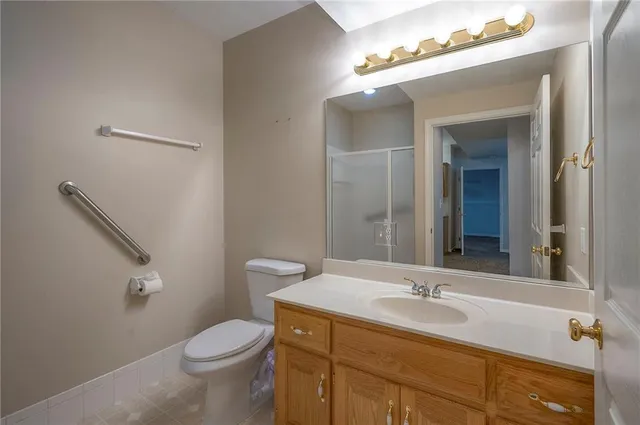 $470,000 | 1025 Southwest Pacific Drive, Lee's Summit, MO 64081