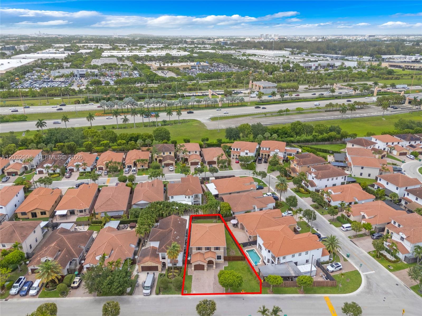 9925 Northwest 10th Street Miami, FL 33172 - Photo 42 of 51