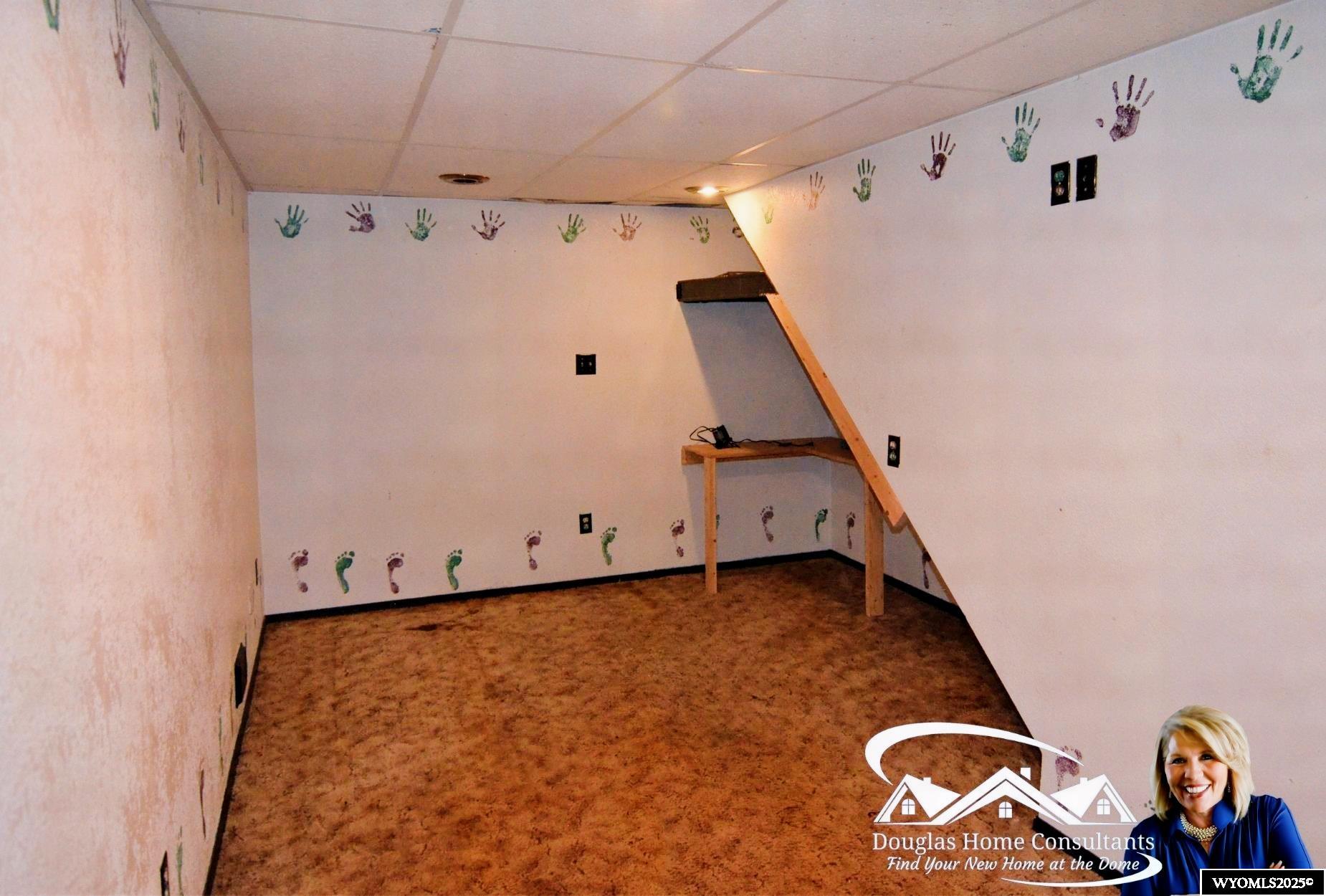 210 North 9th Street Douglas, WY 82633 - Photo 20 of 31