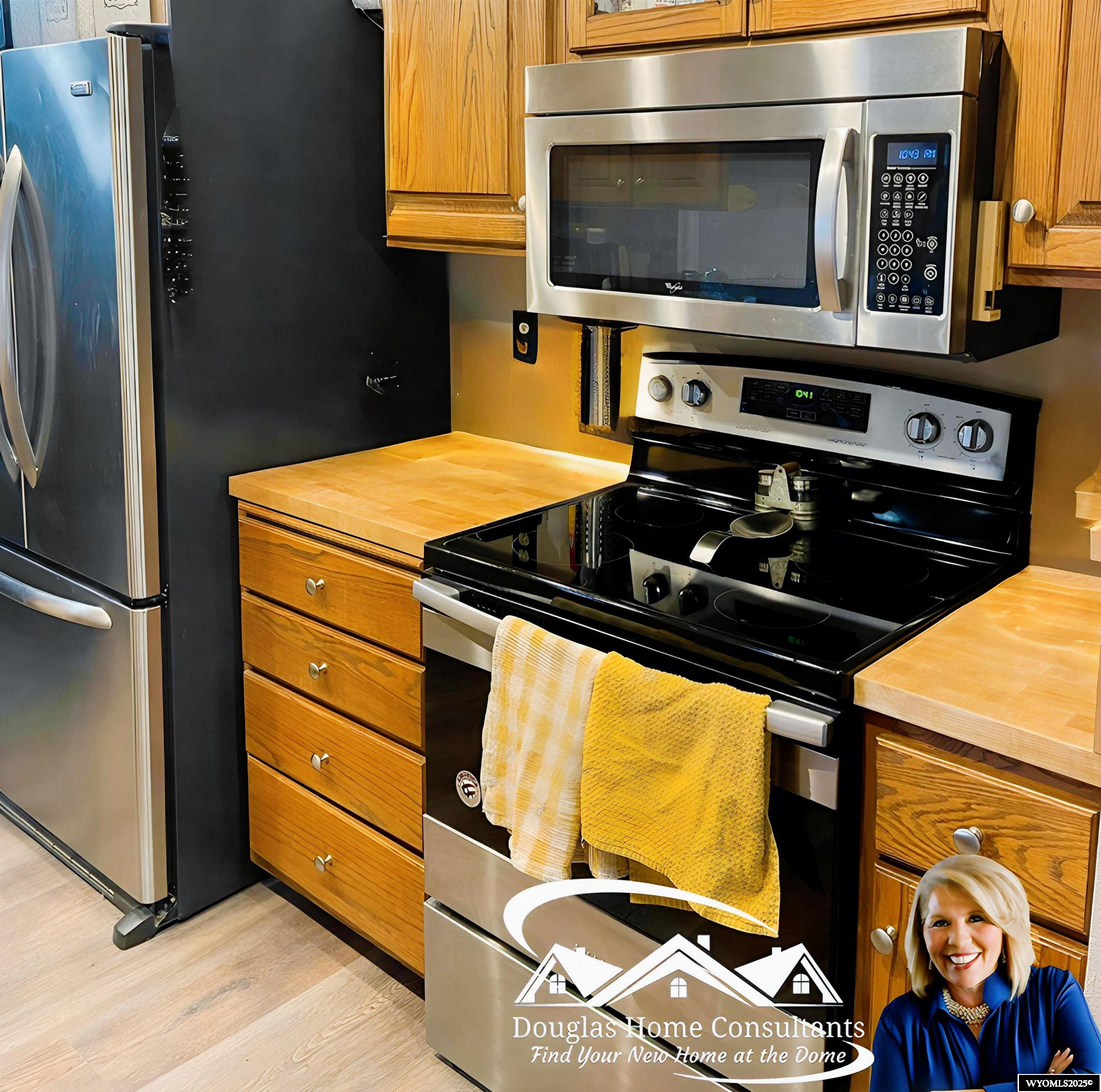 210 North 9th Street Douglas, WY 82633 - Photo 5 of 31