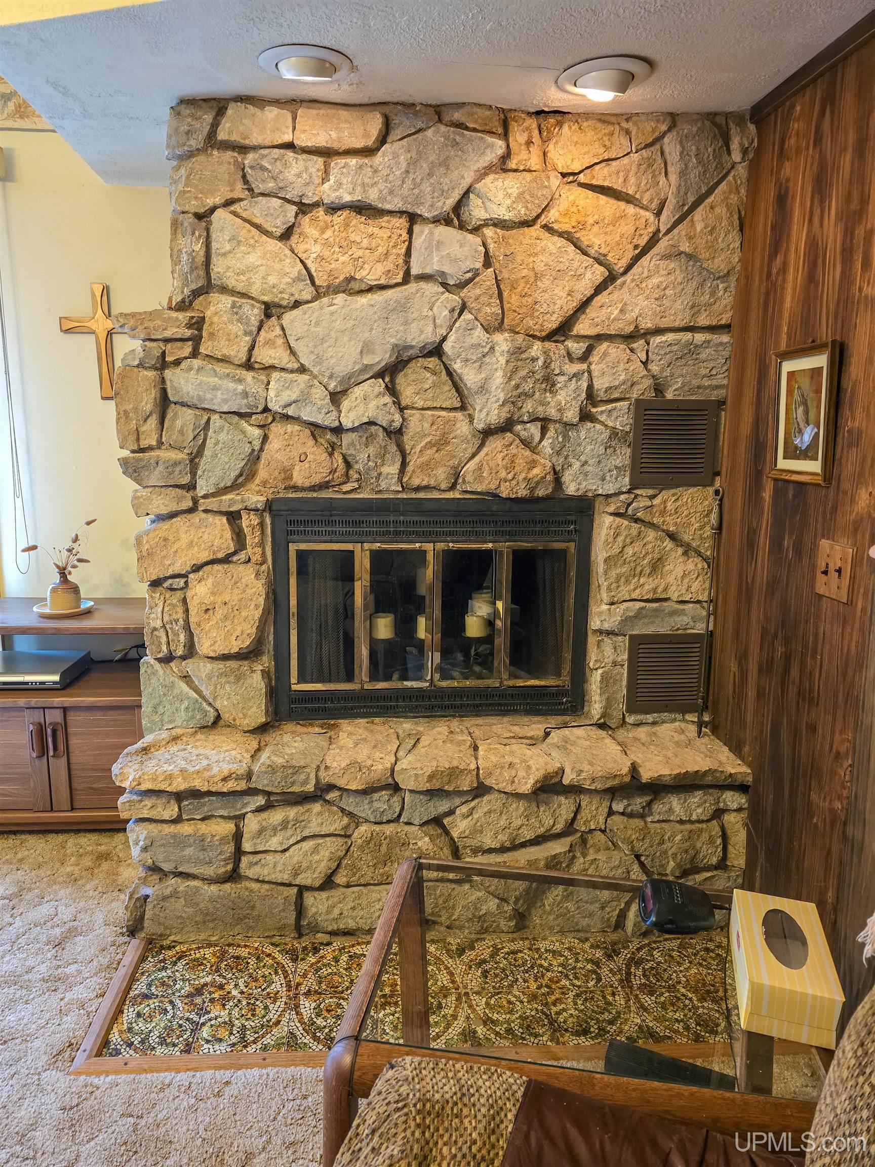 N6820 Bond Road Munising, MI 49862 - Photo 16 of 46