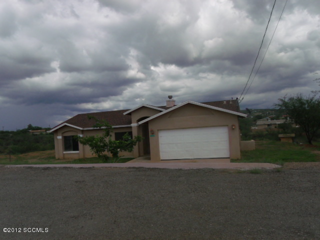 1135 Leo Court Rio Rico, AZ 85648 - Photo 3 of 4