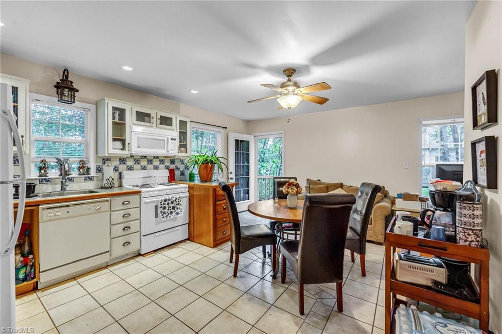 1724 Warf Road Lexington, NC 27292 - Photo 35 of 44 Eat-in kitchen
