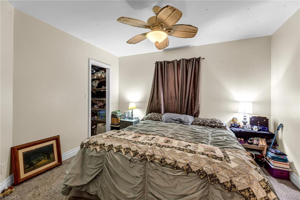 1724 Warf Road Lexington, NC 27292 - Photo 39 of 44 Guest house bedroom