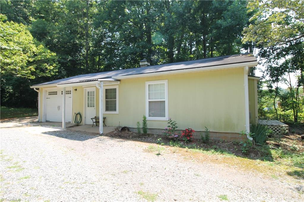 1724 Warf Road Lexington, NC 27292 - Photo 9 of 44 Gallery Image 9