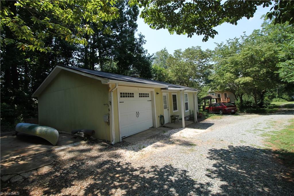 1724 Warf Road Lexington, NC 27292 - Photo 10 of 44 Gallery Image 10