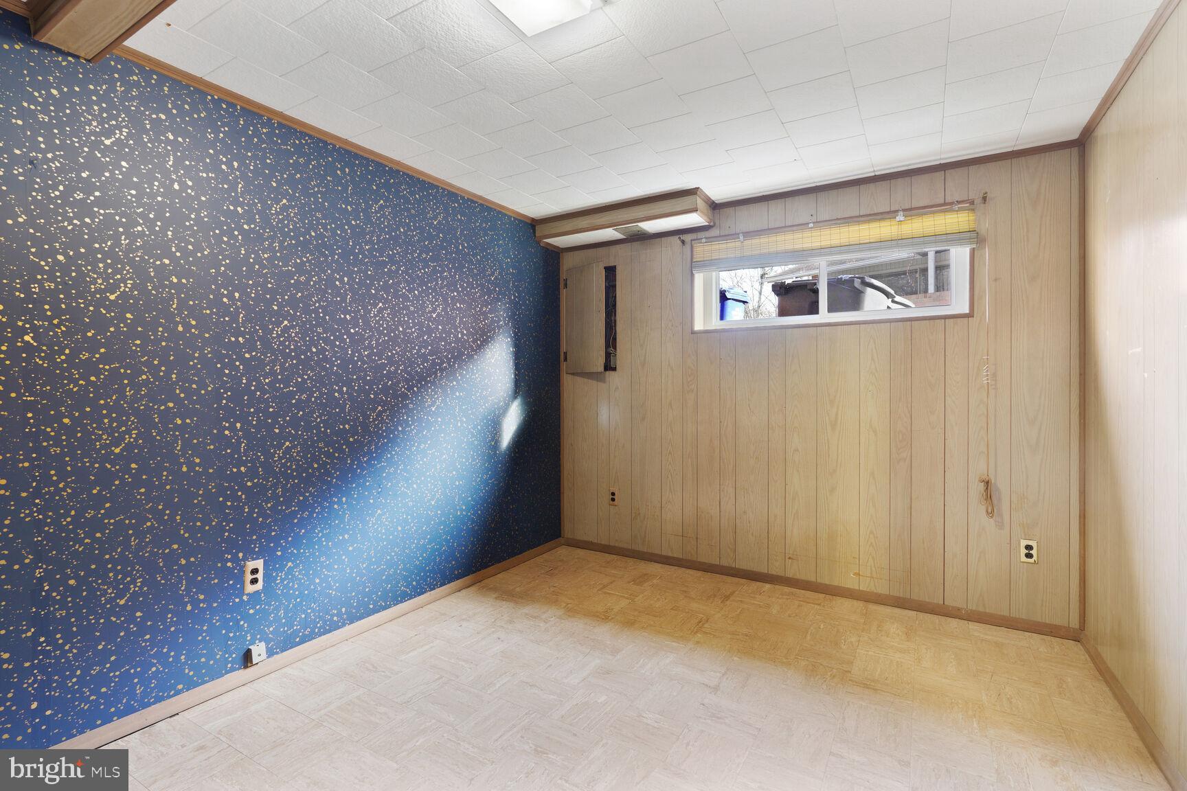6420 Hollins Drive Bethesda, MD 20817 - Photo 29 of 34 Bonus #5 bedroom thru furnace room could be gym.