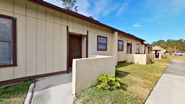 $1,295 | 1293 Montecello Drive, Unit B, Orange Park, FL 32065