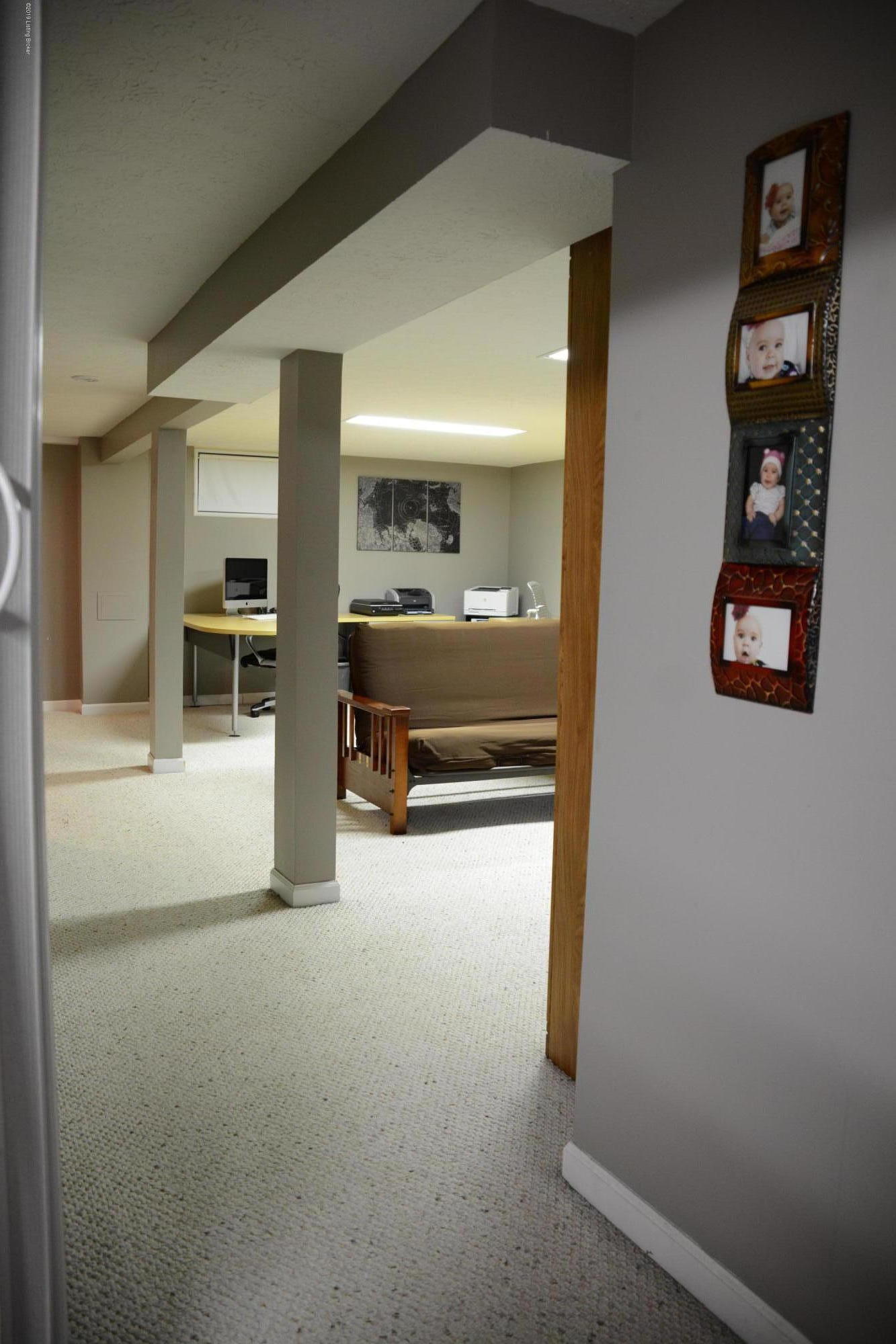 1037 Clayborne Road Louisville, KY 40214 - Photo 21 of 32 Basement hallway