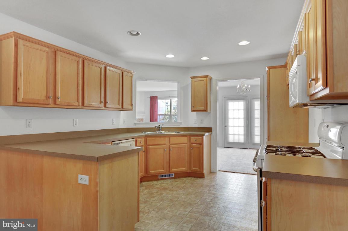602 Courthouse Circle Lititz, PA 17543 - Photo 7 of 27