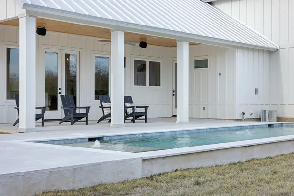 a view of the house and outdoor space