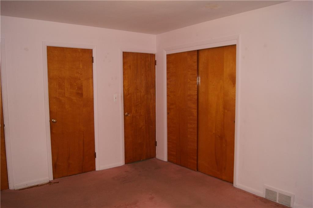 316 Glasgow Road Pittsburgh, PA 15221 - Photo 11 of 25 Gallery Image 11