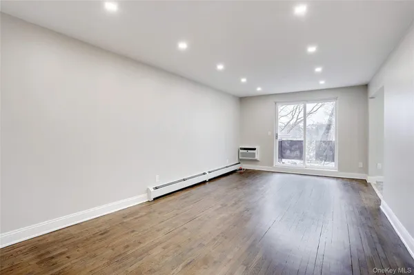 $469,000 | 220 Kearsing Parkway, Unit G, Monsey, NY 10952