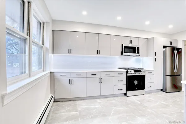 $469,000 | 220 Kearsing Parkway, Unit G, Monsey, NY 10952