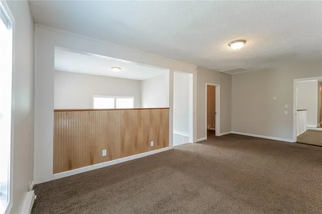 $1,900 | 208 East 165th Street, Belton, MO 64012