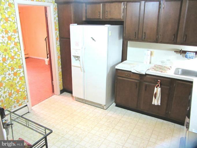 804 Seaword Road Baltimore, MD 21286 - Photo 2 of 13 Kitchen