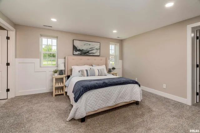 $257,400 | 5157 Herrin Road, Carterville, IL 62918