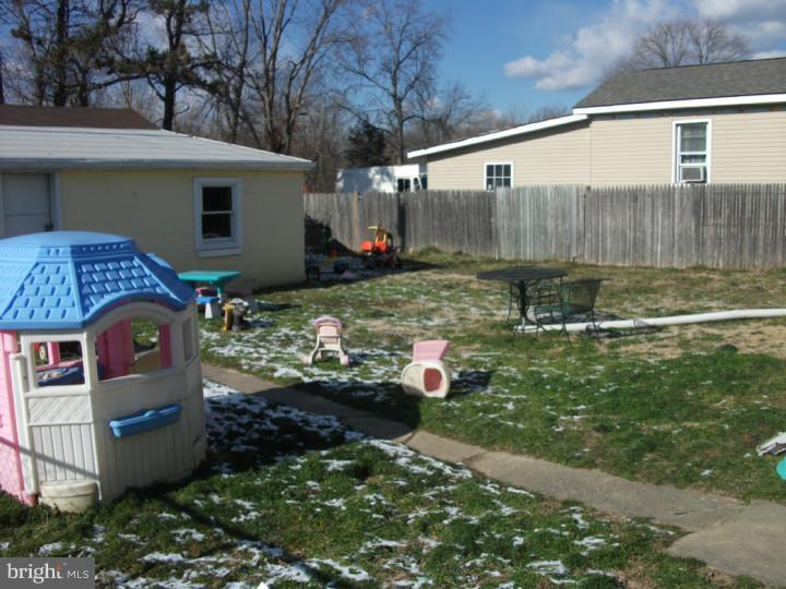 4819 Beaver Dam Road Bristol, PA 19007 - Photo 12 of 15 Back Yard