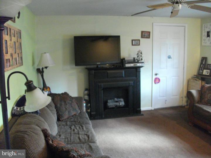 4819 Beaver Dam Road Bristol, PA 19007 - Photo 4 of 15 Living Room