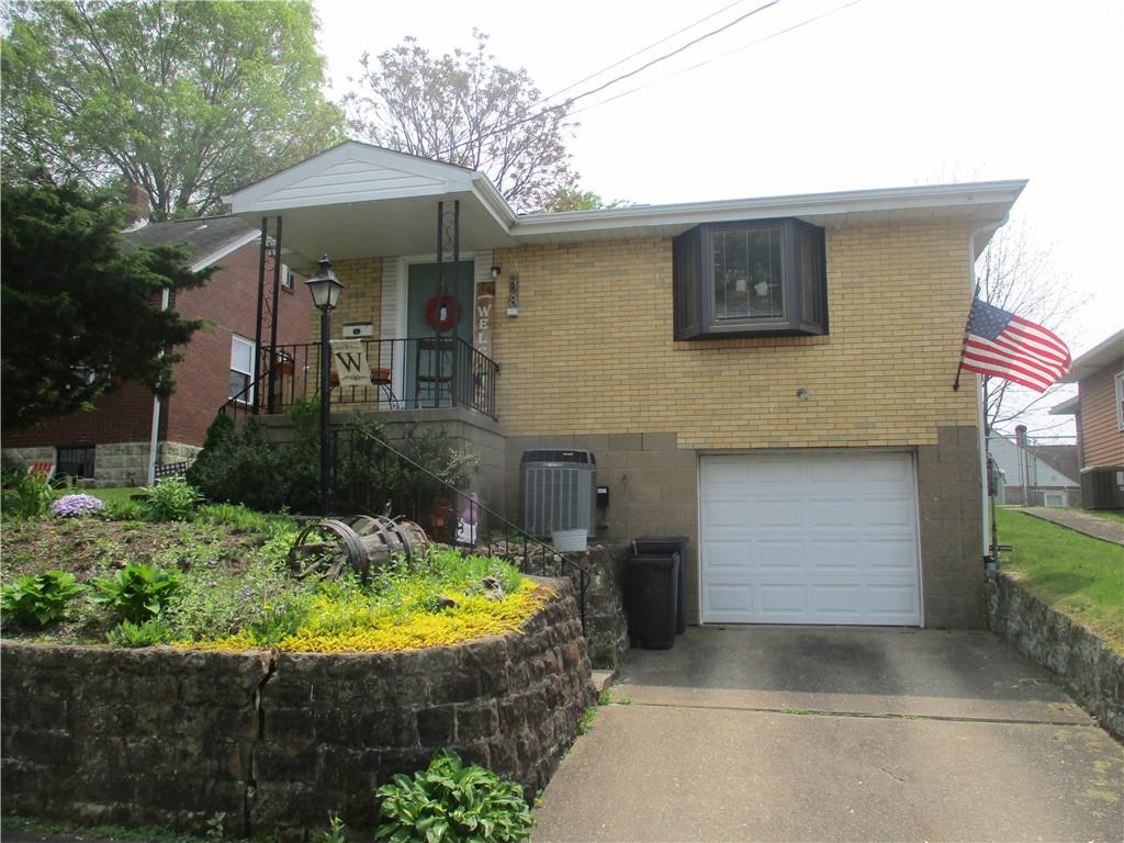 428 Ridge Avenue Springdale, PA 15144 - Photo 1 of 10 Gallery Image 1