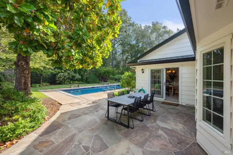 $1,950,000 | 49 Don Timoteo Court, Sonoma, CA 95476