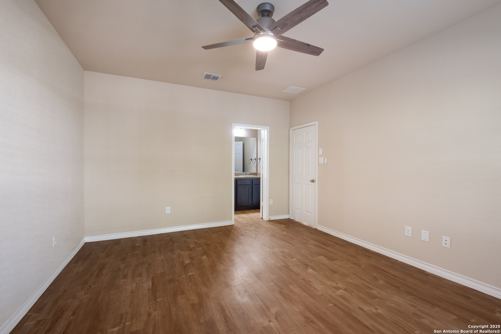 7019 Hallie Ridge San Antonio, TX 78227 - Photo 17 of 28