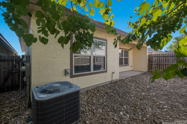 $220,000 | 7019 Hallie Ridge, San Antonio, TX 78227