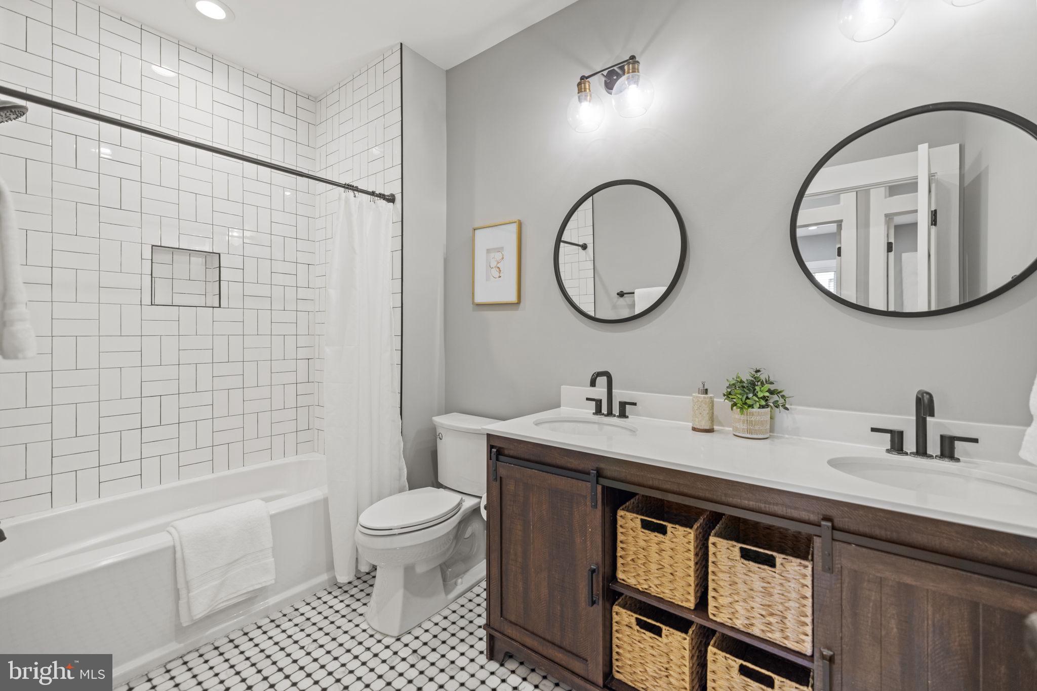 219 Morgan Street Northwest Washington, DC 20001 - Photo 33 of 48 Hall Bathroom