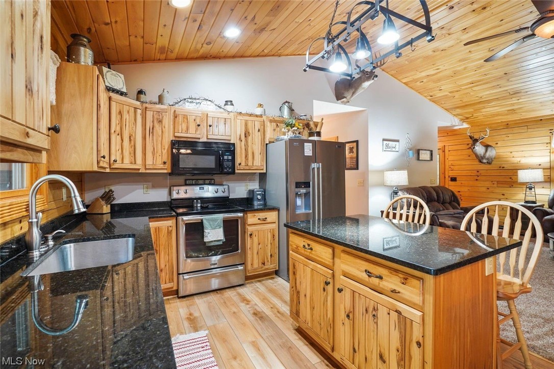 9985 Walnut Dowler Road Logan, OH 43138 - Photo 9 of 28