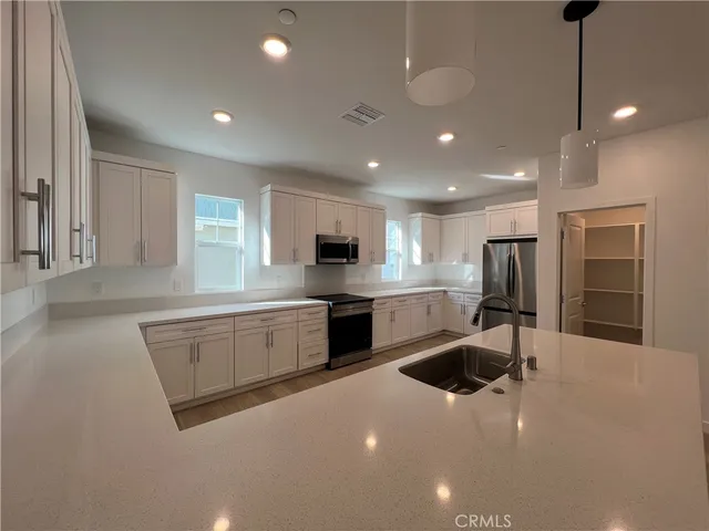 $4,000 | 2544 Dorris Street, El Monte, CA 91733