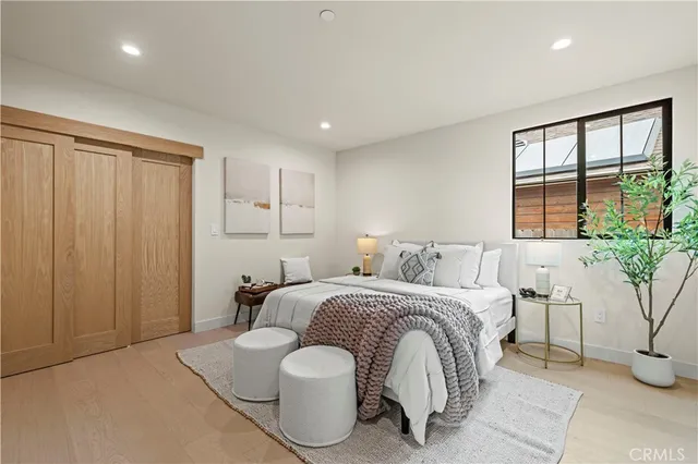 $1,899,000 | 17446 Hatteras Street, Encino, CA 91316