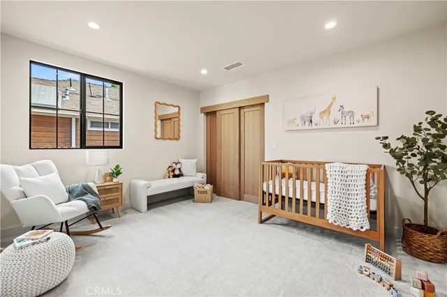 $1,899,000 | 17446 Hatteras Street, Encino, CA 91316