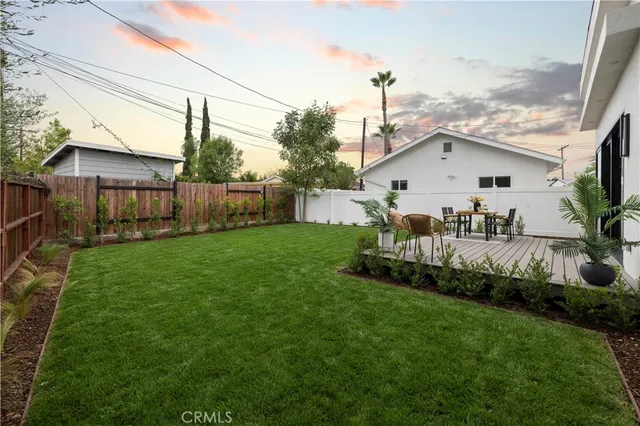 $1,899,000 | 17446 Hatteras Street, Encino, CA 91316