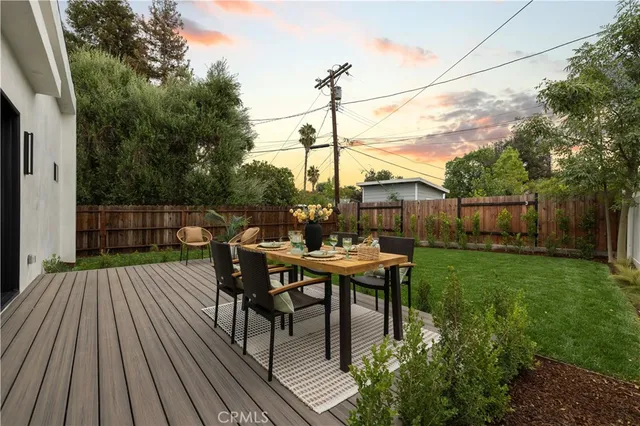 $1,899,000 | 17446 Hatteras Street, Encino, CA 91316