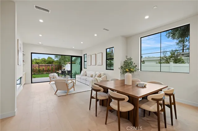 $1,899,000 | 17446 Hatteras Street, Encino, CA 91316