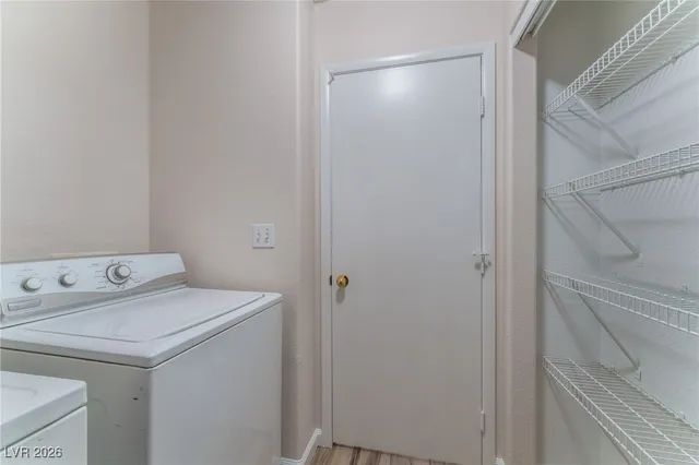 $2,250 | 8009 Radigan Avenue, Las Vegas, NV 89131