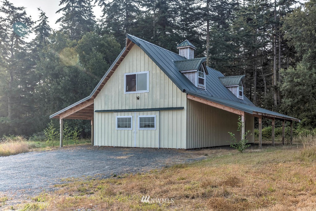 2191 Zylstra Road Oak Harbor, WA 98277 - Photo 6 of 29 Gallery Image 6