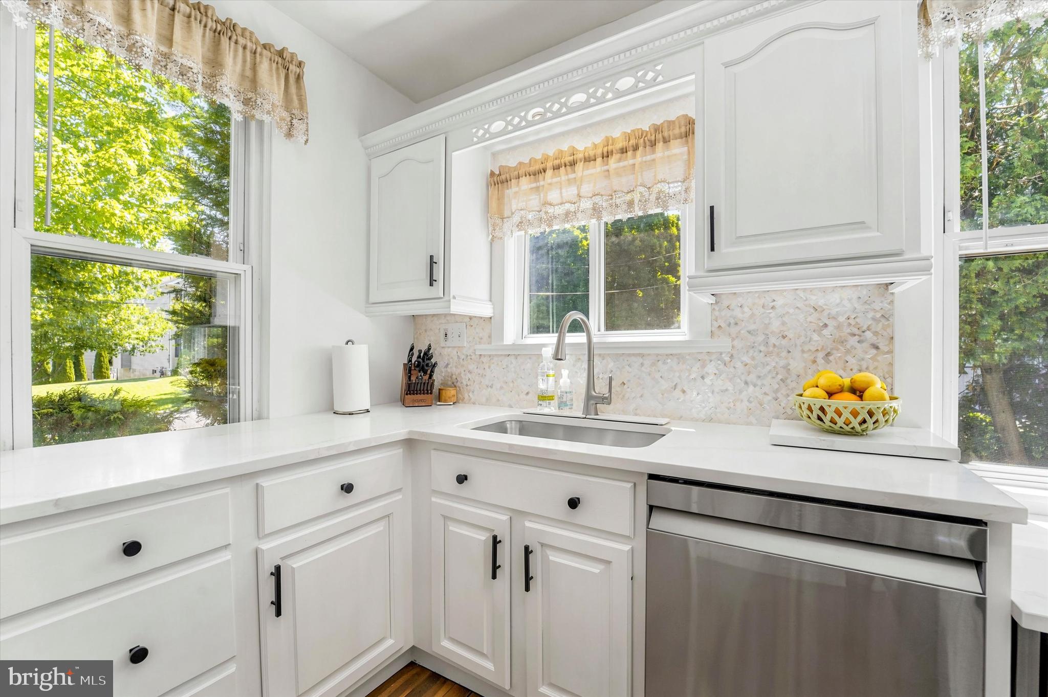 1229 Bon Air Road Havertown, PA 19083 - Photo 14 of 41