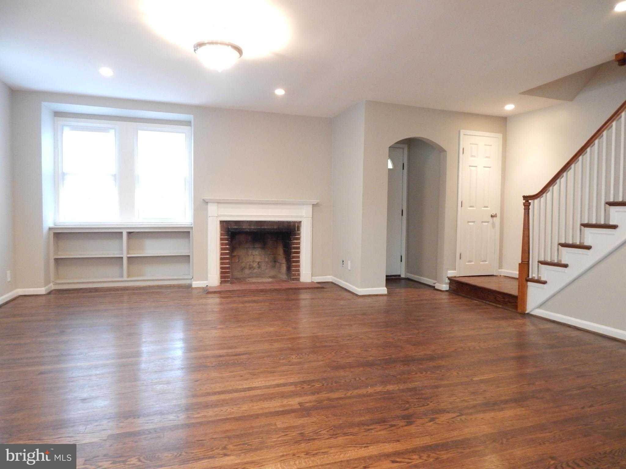 1501 Sheffield Road Baltimore, MD 21218 - Photo 3 of 25 Living Room