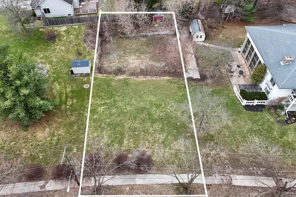 $99,900 | 1217 El Camino Drive Northwest, Grand Rapids, MI 49504