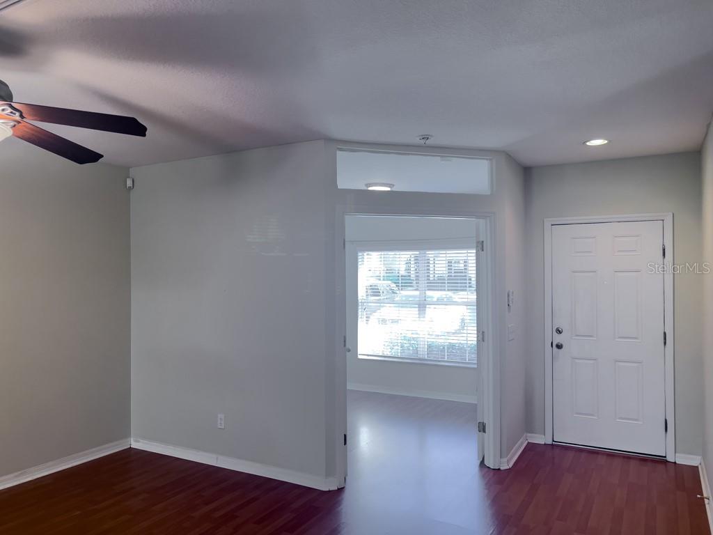 5874 Fishhawk Ridge Drive Lithia, FL 33547 - Photo 4 of 23