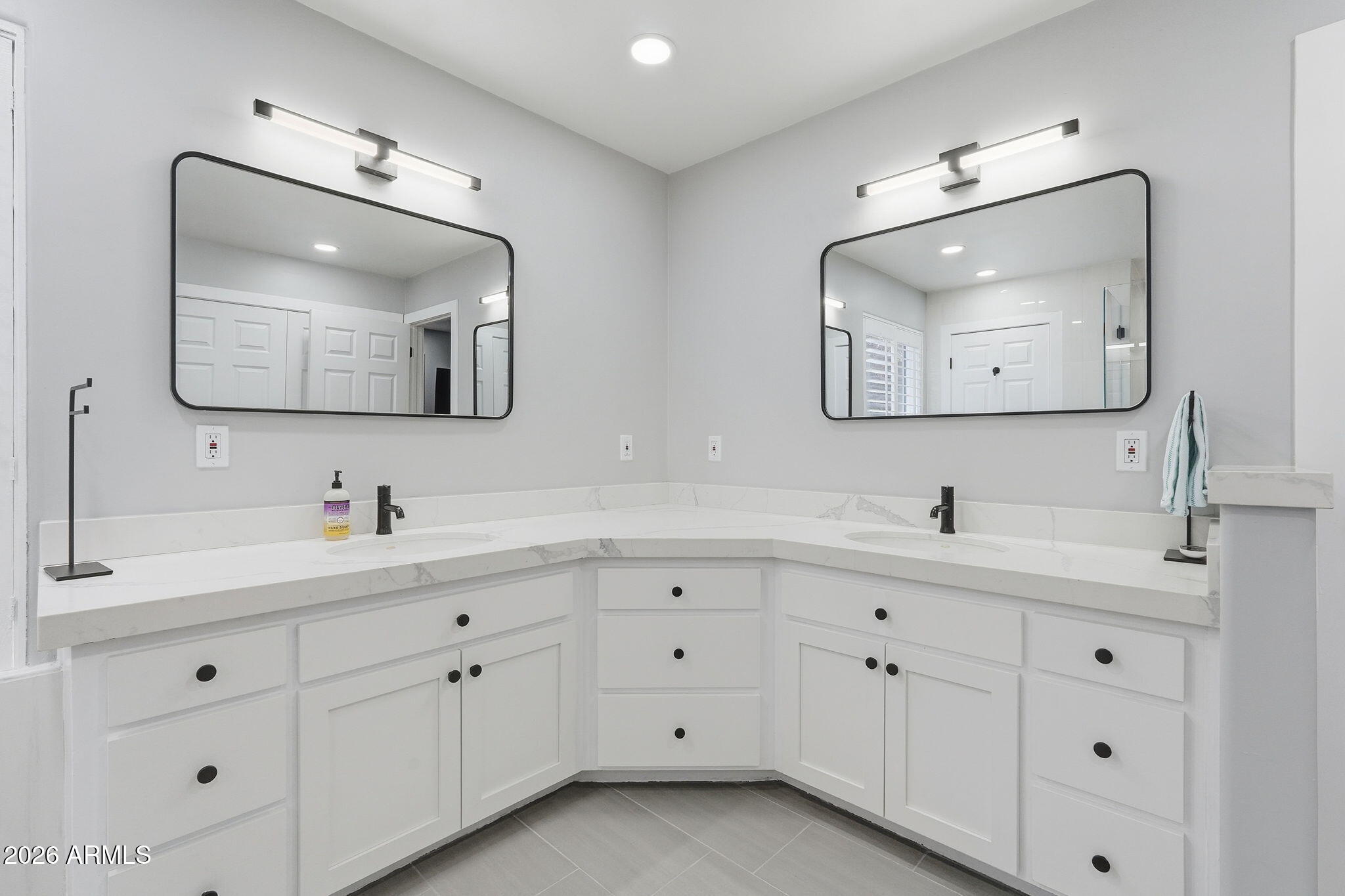 3441 Griffiths Spring Flagstaff, AZ 86005 - Photo 32 of 71 Master bath dual vanity