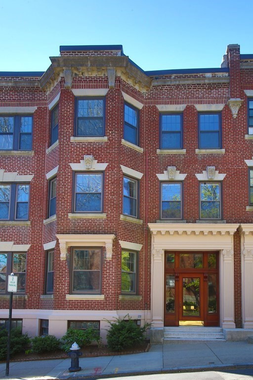 49 Alton Place, Unit 2 Brookline, MA 02446 - Photo 12 of 12