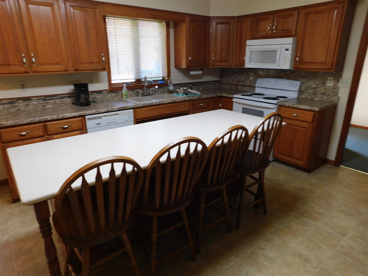 1576 Anthony Road Manistee, MI 49660 - Photo 11 of 34
