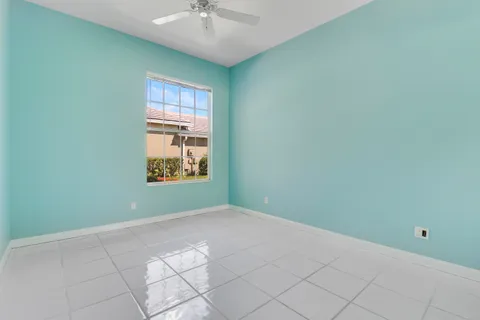 $381,500 | 220 Northwest Bentley Circle, Port St. Lucie, FL 34986