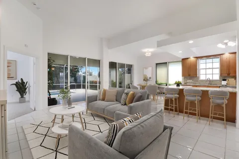 $381,500 | 220 Northwest Bentley Circle, Port St. Lucie, FL 34986