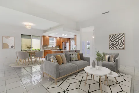 $381,500 | 220 Northwest Bentley Circle, Port St. Lucie, FL 34986